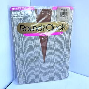 Round The Clock Pantyhose Control Top Ultra Sheer B Bare Beige Style 147